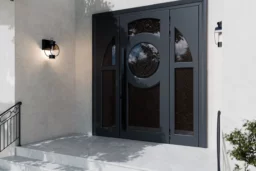 002 002